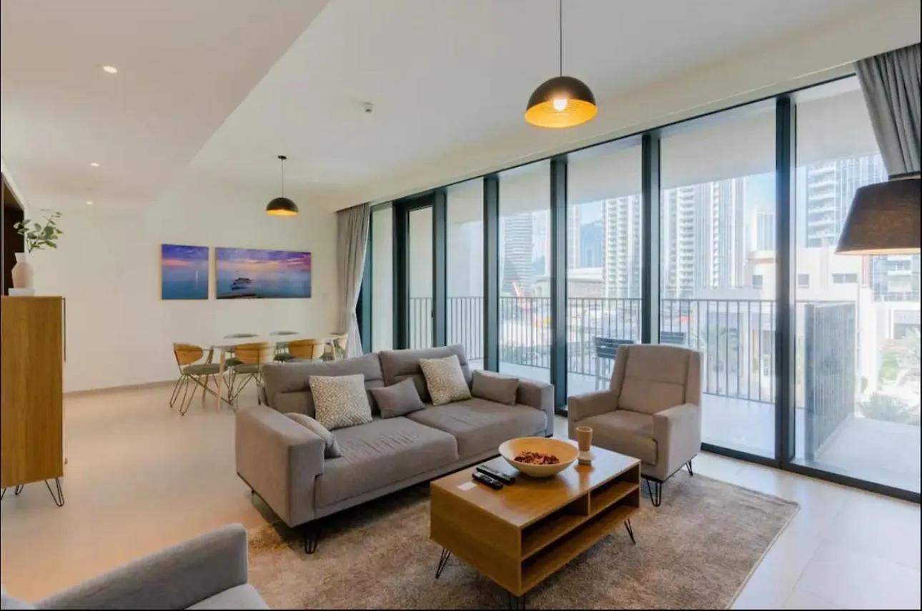 Aws Holiday Homes - Stunning Duplex Masterpiece Dubai Apartment